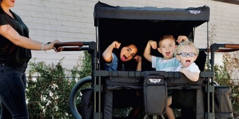 Kids Sitting in Keenz Wagon Making Funny Faces