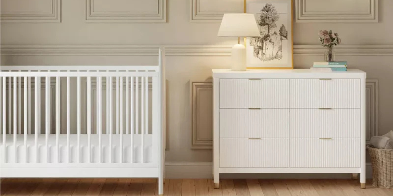 Brimsley 3-in-1 Crib + 6 Drawer Dresser in Warm White