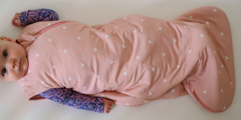 How to Transition from Swaddle to Sleep Sack