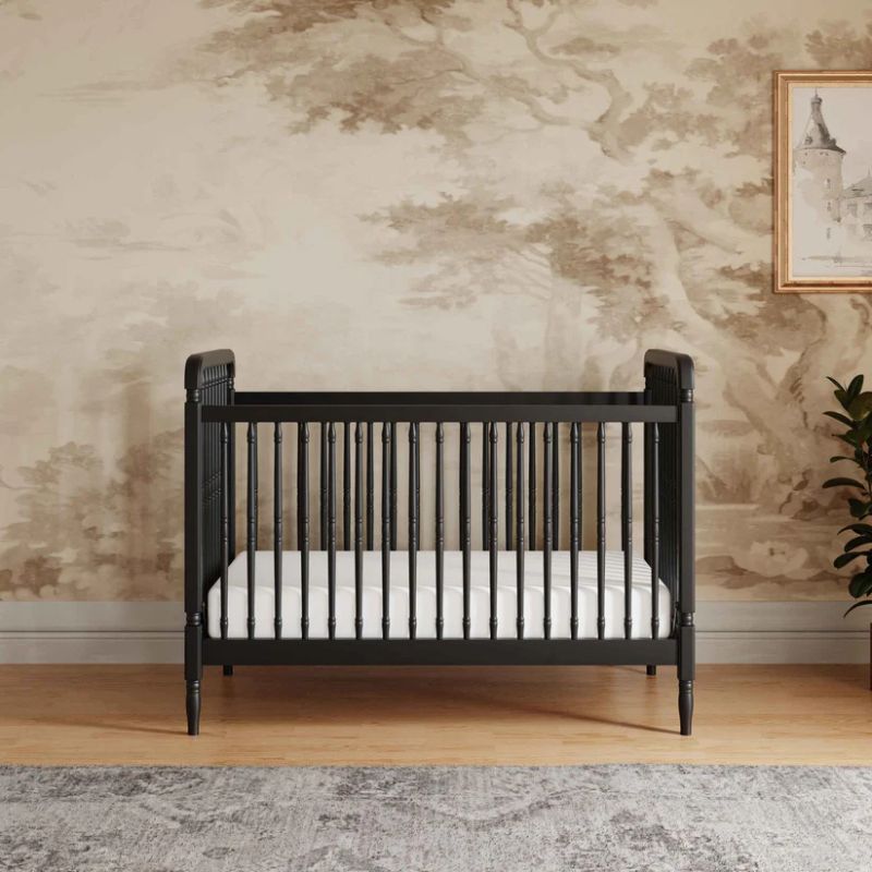 Liberty 3-in-1 Convertible Spindle Crib