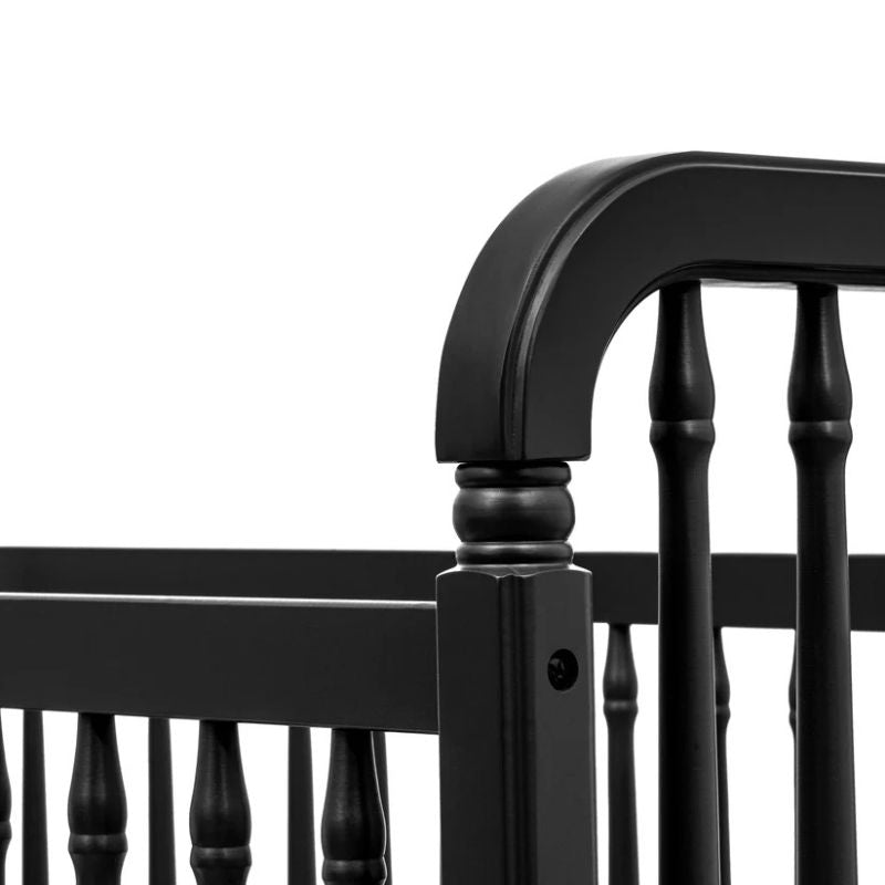 Liberty 3-in-1 Convertible Spindle Crib
