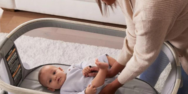 Bassinet vs Mini Crib: What’s the Best Sleeping Setup for a Newborn?