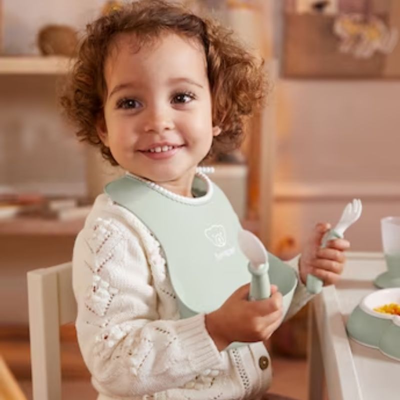 8 Piece Dinnerware Set Powder Green