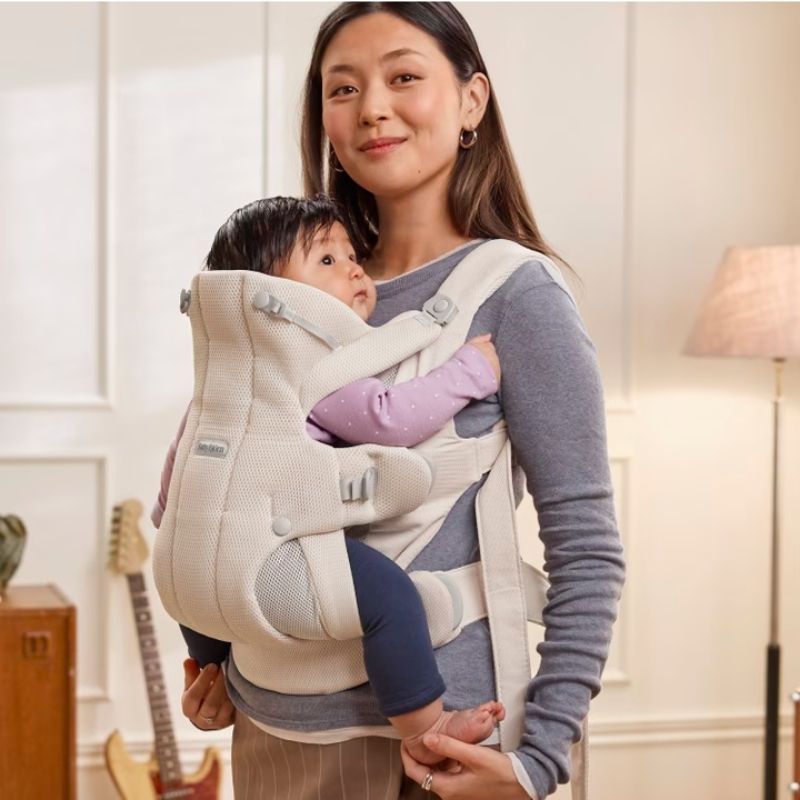 Baby Carrier Hold