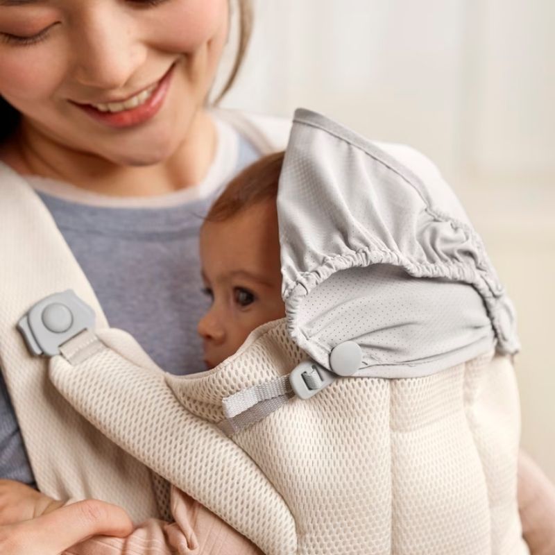 Baby Carrier Hold
