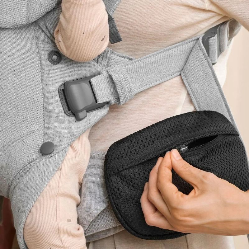 Baby Carrier Free Plus Pocket Pouch