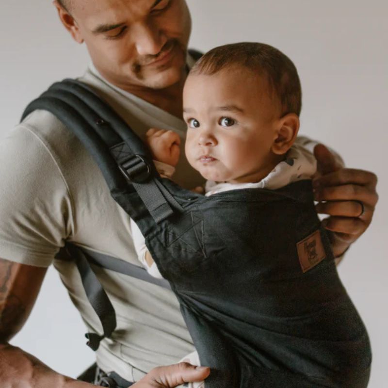 Beluga Buckle Carrier