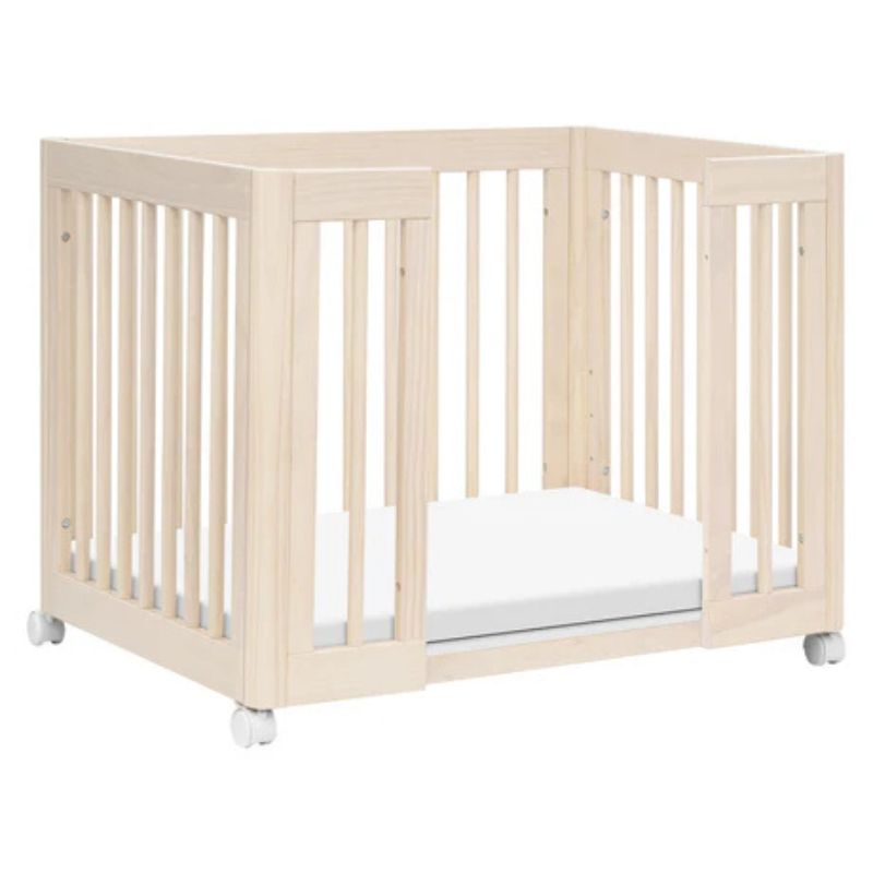 Yuzu 8-in-1 Convertible Crib