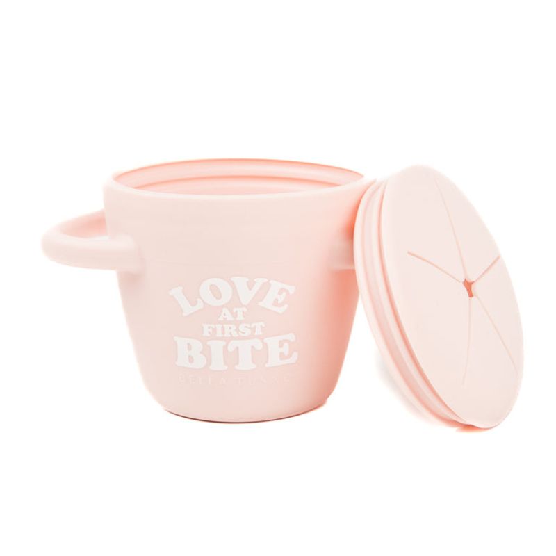 Happy Snacker Love At First Bite