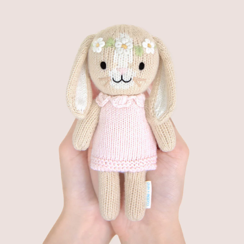 Tiny Knit Dolls