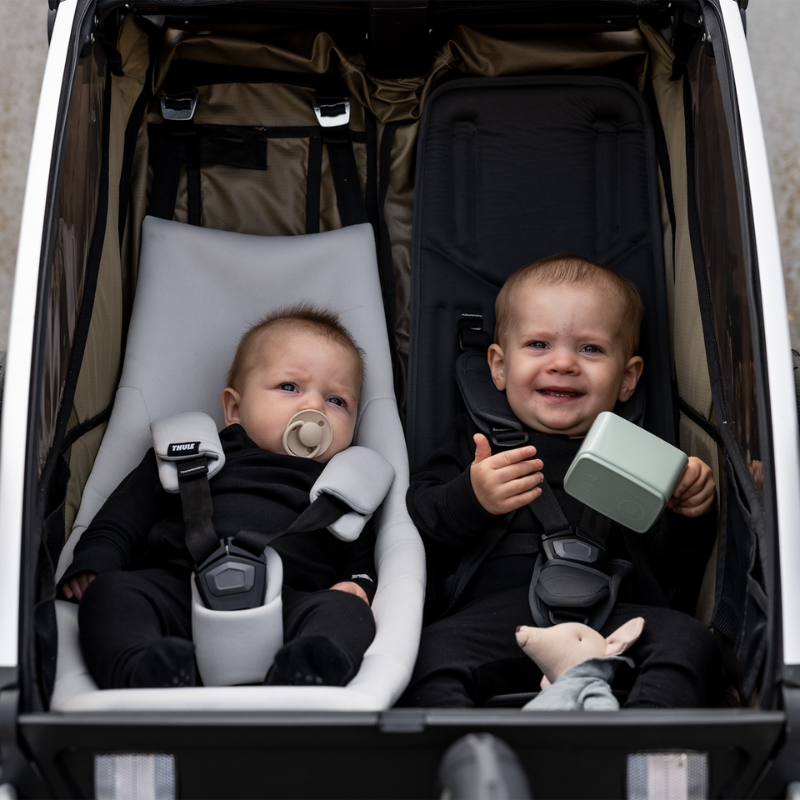 Chariot infant top sling age