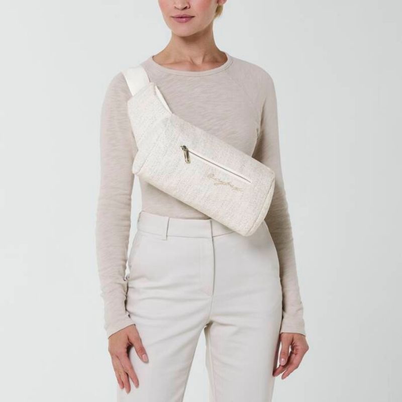 Coya Baby Carrier Bouclé