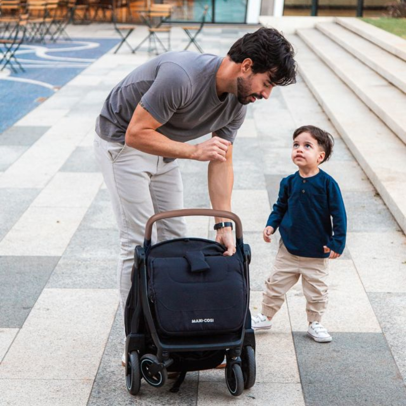 Eva Lightweight Compact Stroller