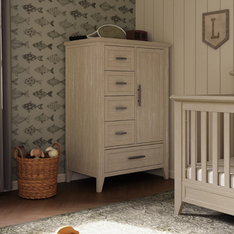 Beckett Chifforobe