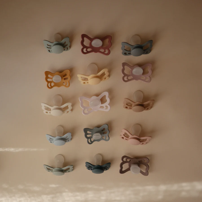 Butterfly Anatomical Silicone Pacifier 618 Months 2 Pack Snuggle