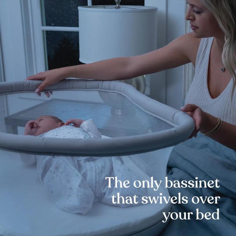 HALO BassiNest 3.0 Soothing Swivel Sleeper