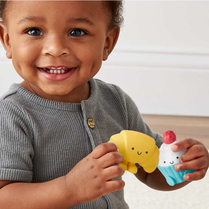 Itzy Play Put & Take Activity Toy