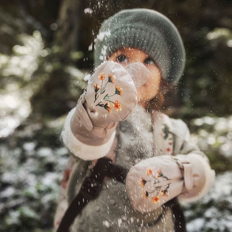 Winter Mittens Meadow Flower