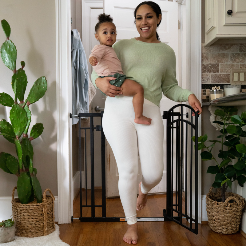 The Doorway 48W Series Gate