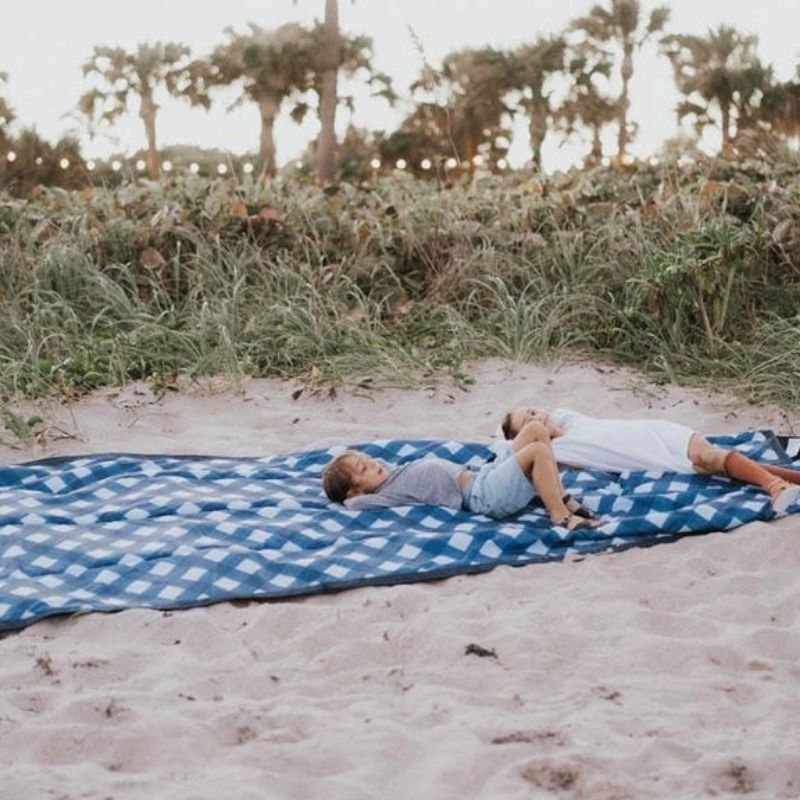 Outdoor Blanket - 5X10 Navy Plaid
