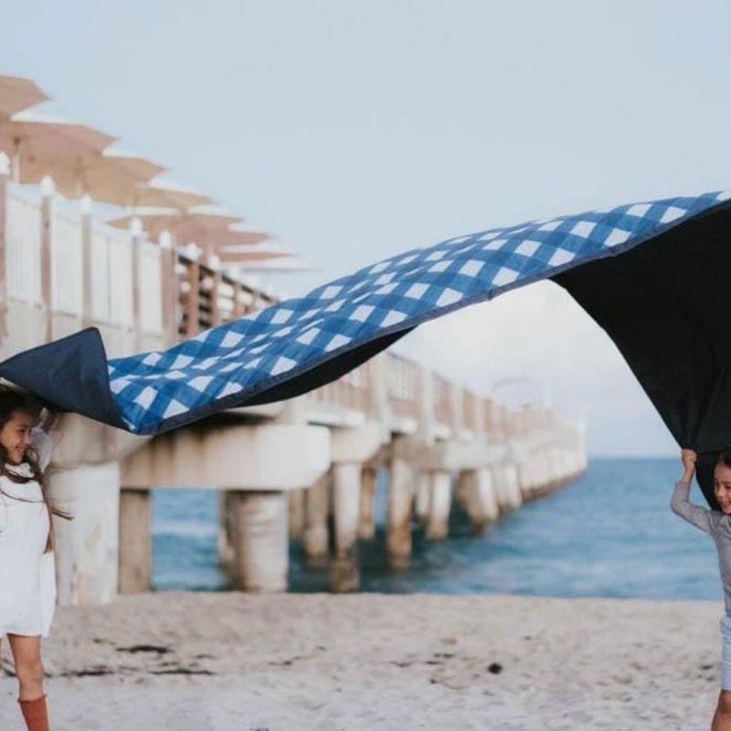 Outdoor Blanket - 5X10 Navy Plaid