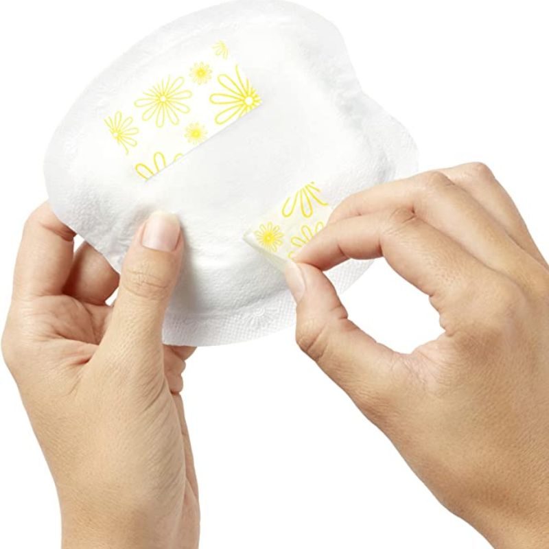 Buy Medela Safe & Dry™ Ultra Thin Disposable Nursing Pads x60 · Canada