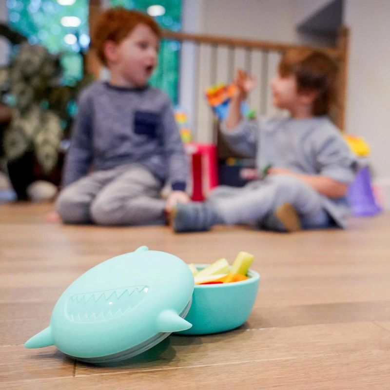 Silicone Animal Bowl with Lid and Utensils Shark