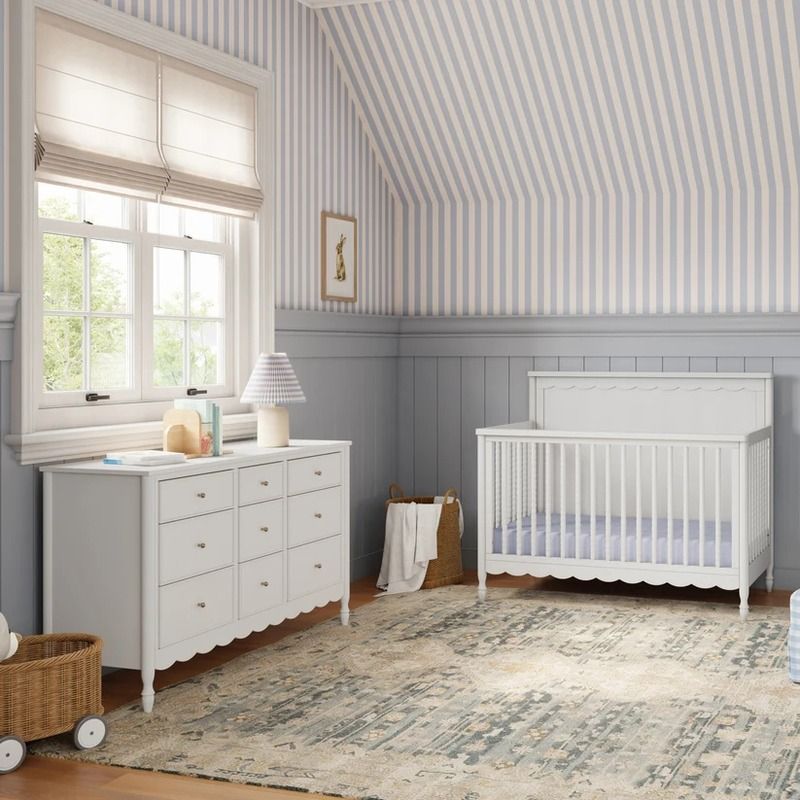 Ambrosia 4-in-1 Convertible Crib