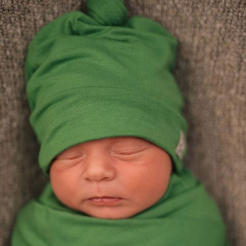 Newborn Knotted Hats Emerald