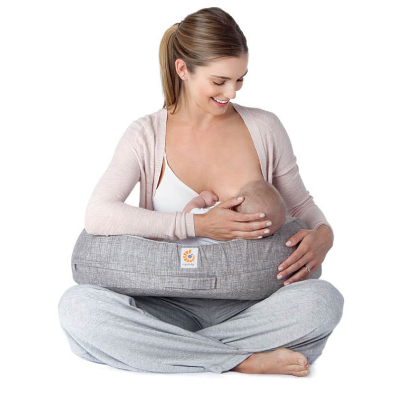 Breastfeeding in 2024 ergo baby carrier