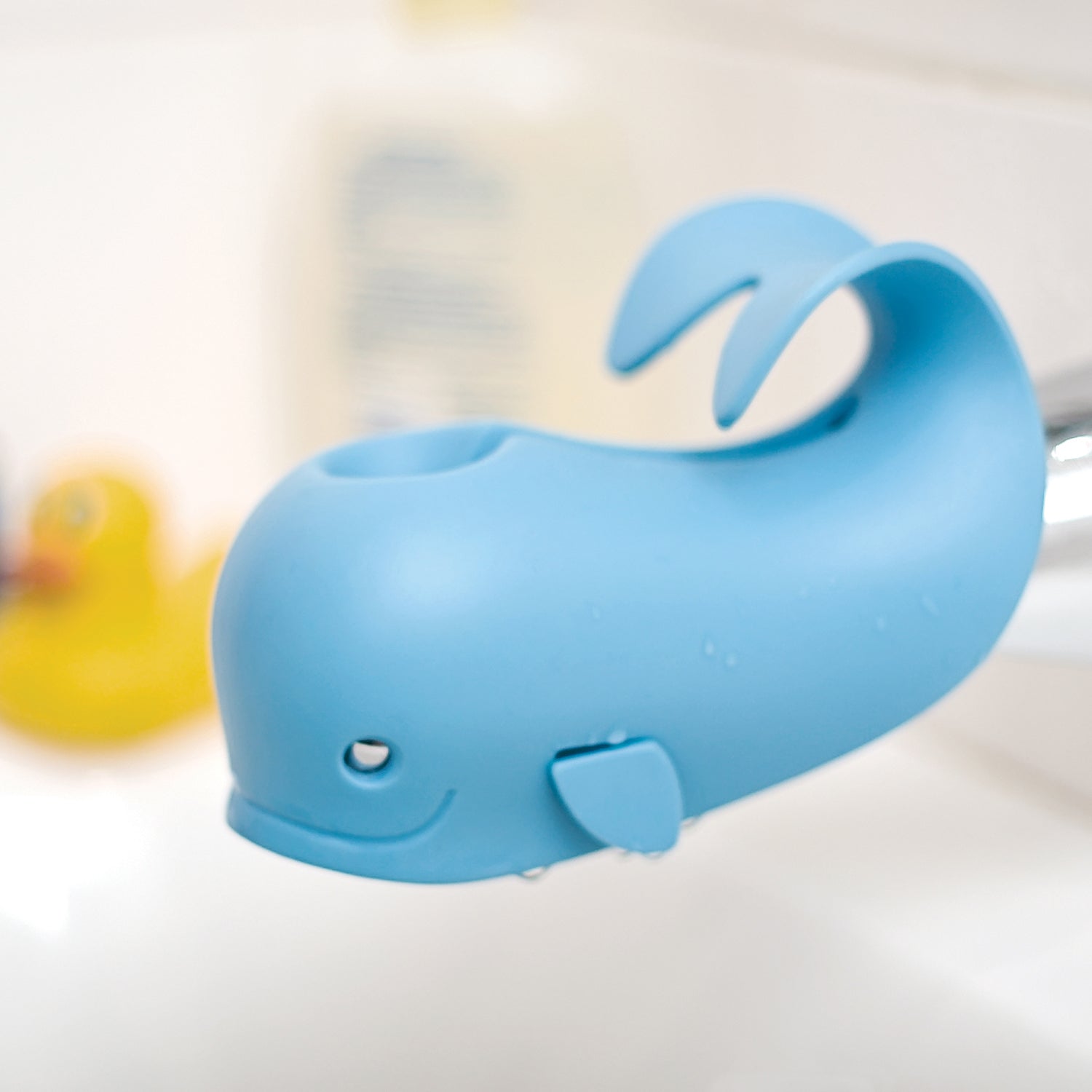 Moby Bath Spout Cover uniq