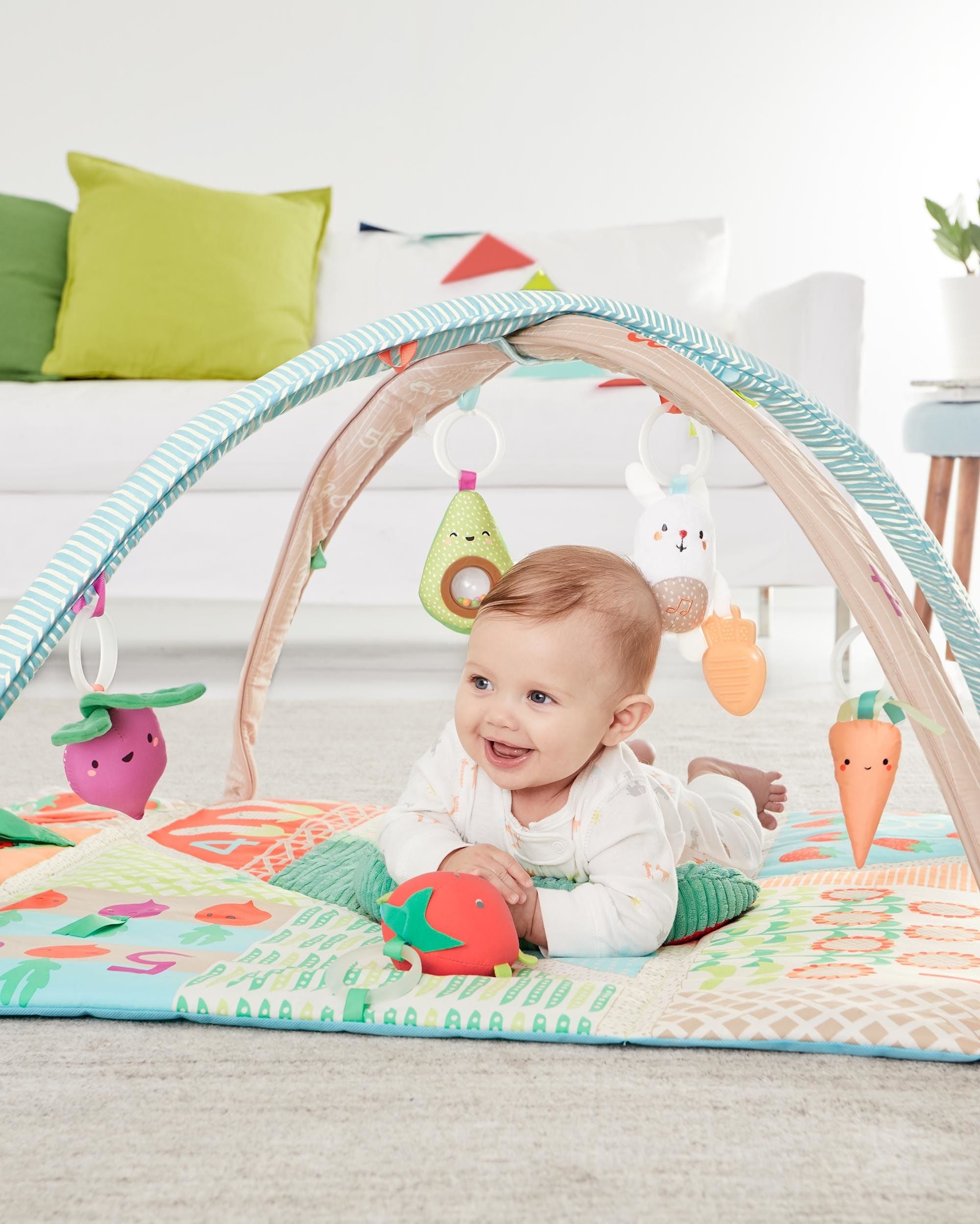 Farmstand Grow & Play Activity Gym uniq