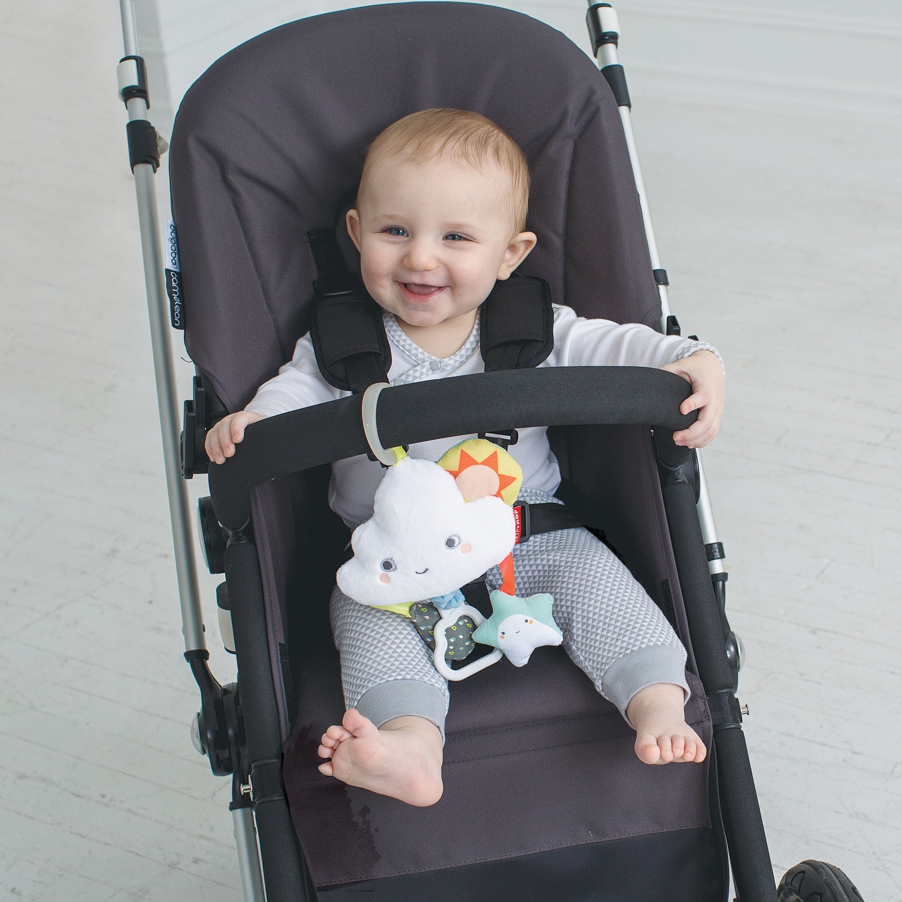 Silver Lining Jitter Stroller Toy uniq