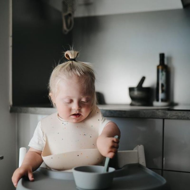 Silicone Feeding Spoons 2-Pack Dried Thyme and Natural