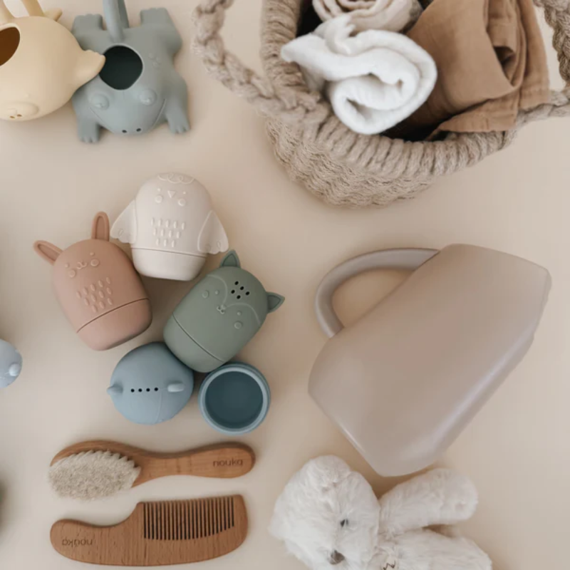 Easy-Grip Baby Bath Rinse Cup
