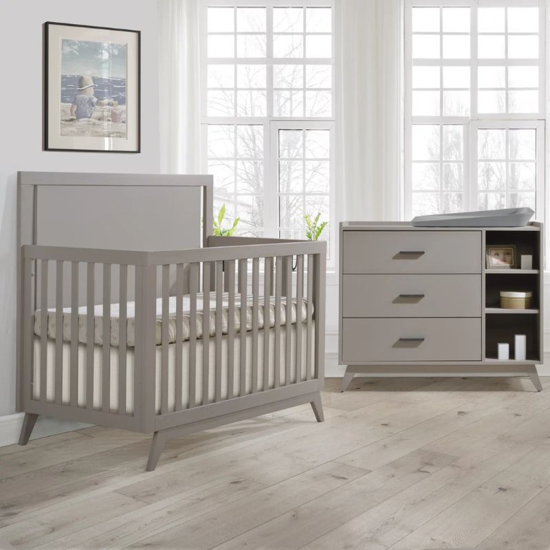 Sissi Convertible Crib + 3 Drawer Combo Dresser Set