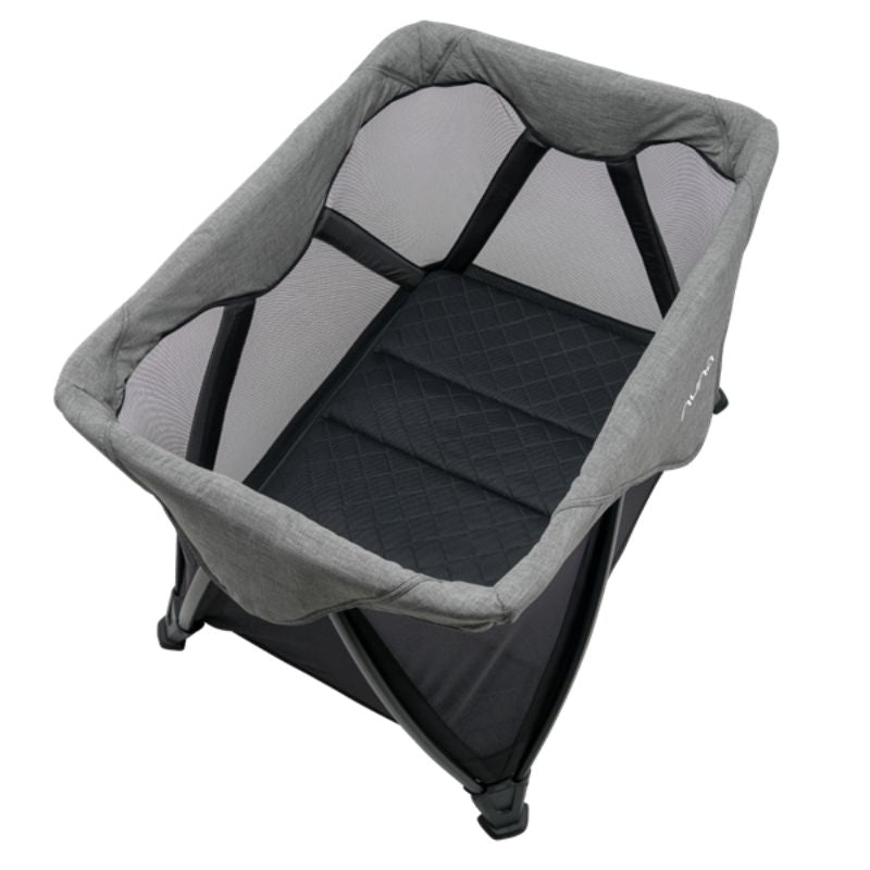 SENA Aire Playard Charcoal
