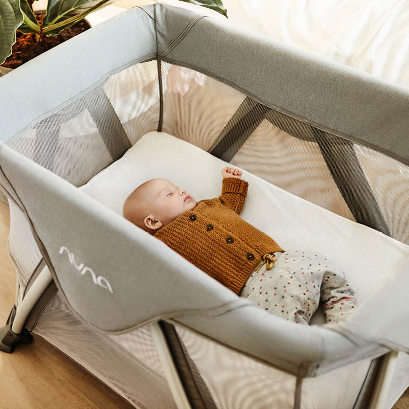 Sleep Nuna Playard Mini Nuna SENA™ Aire Playard Portable Cribs
