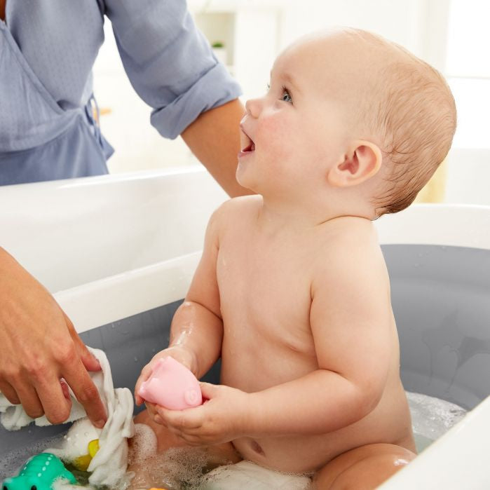 Splash & Store Infant Bath Tub