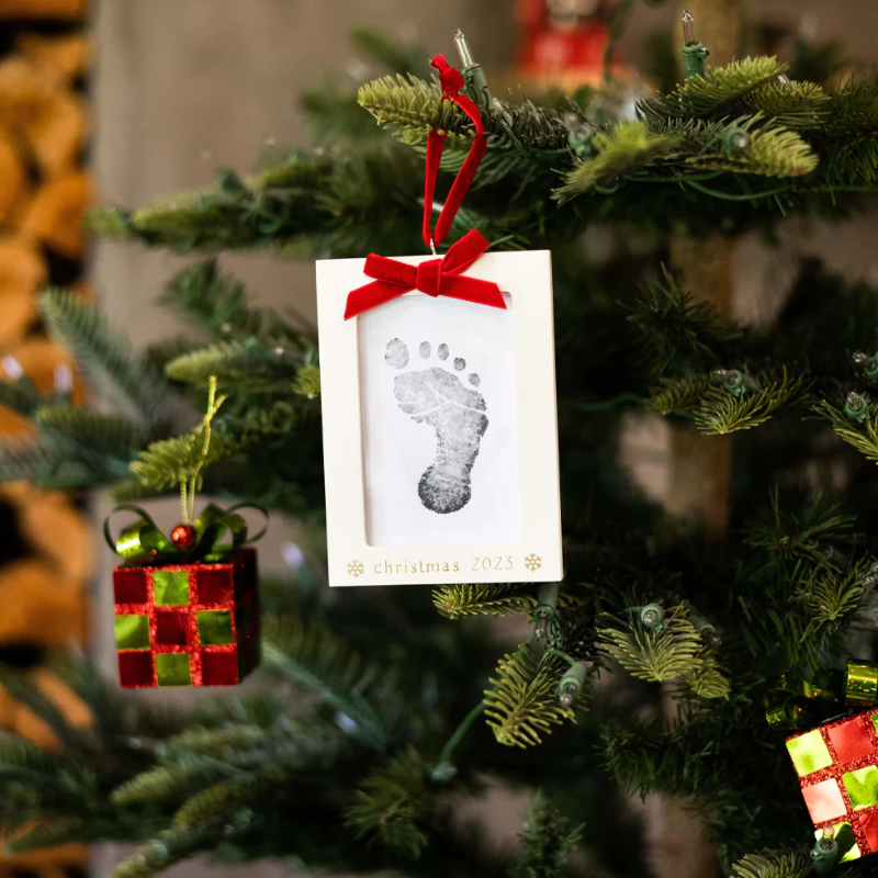 Ornement de Noël Baby's Prints 2023