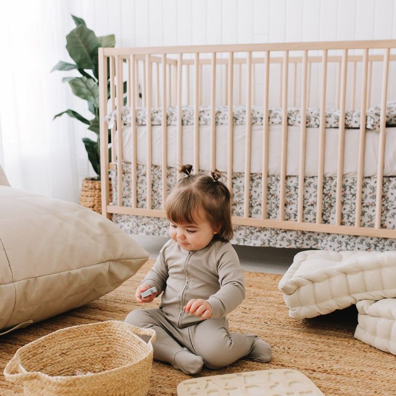 4 Pieces Crib Set