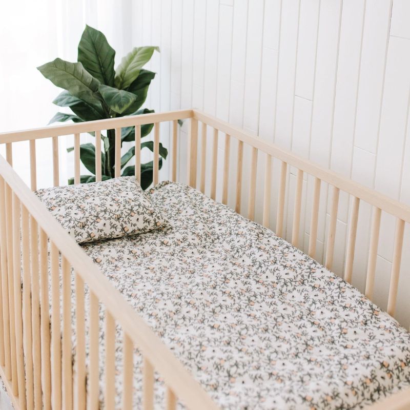4 Pieces Crib Set