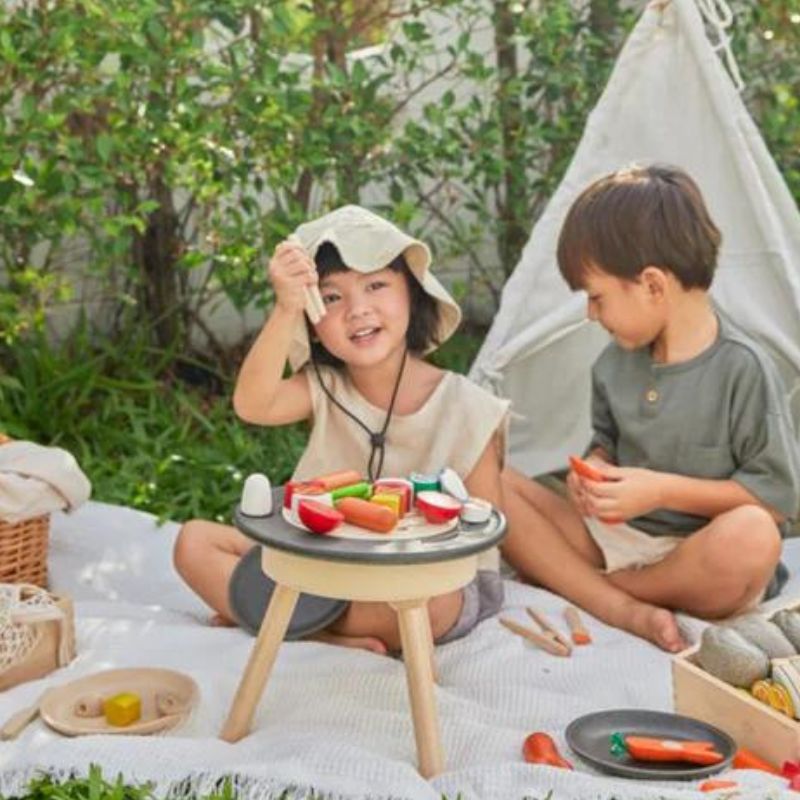 Plan toys cheap play table