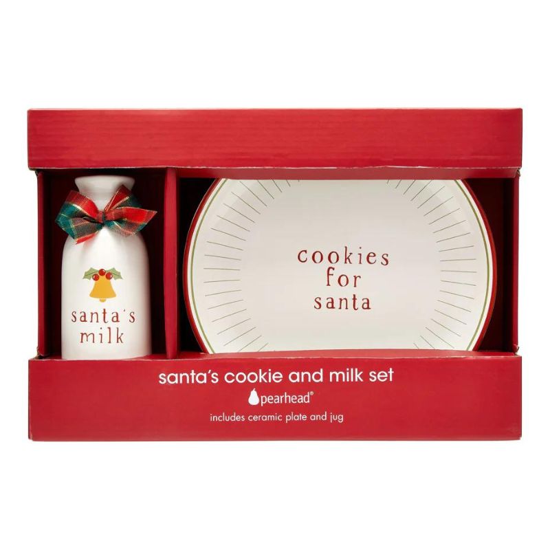 Ensemble biscuits et lait du Père Noël