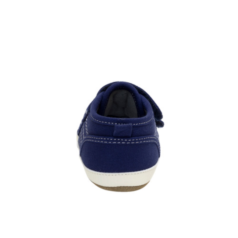 Premiers coups de pied - Joey