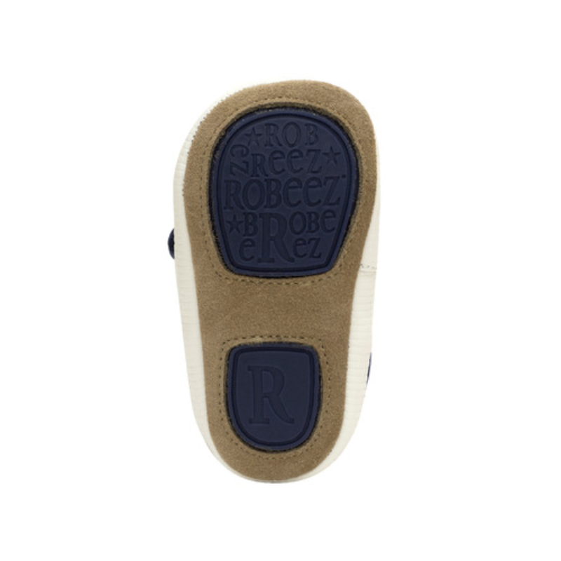Premiers coups de pied - Joey