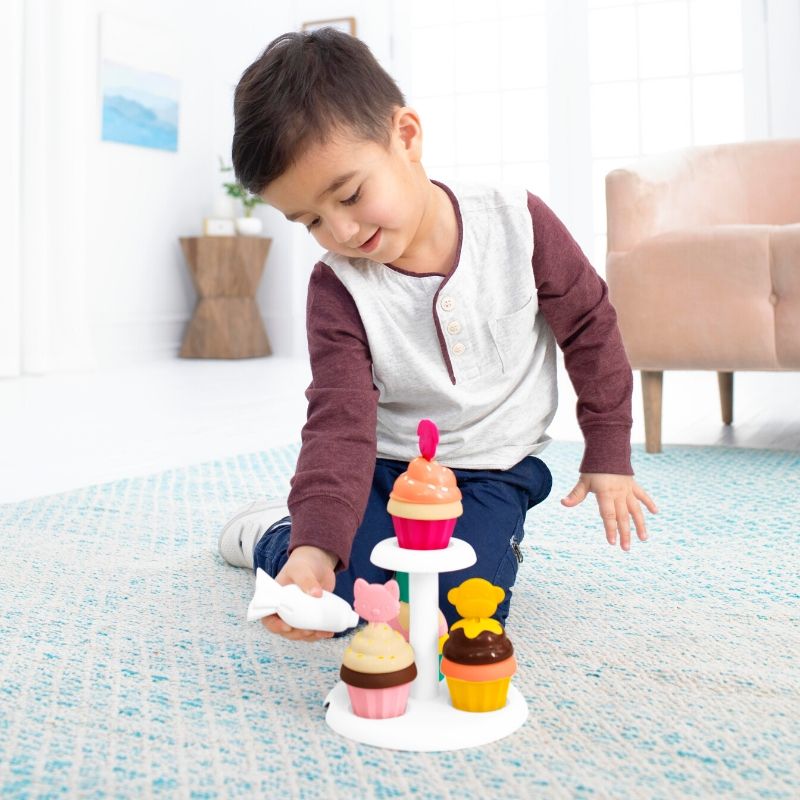 Zoo Sort & Stack Cupcakes Set