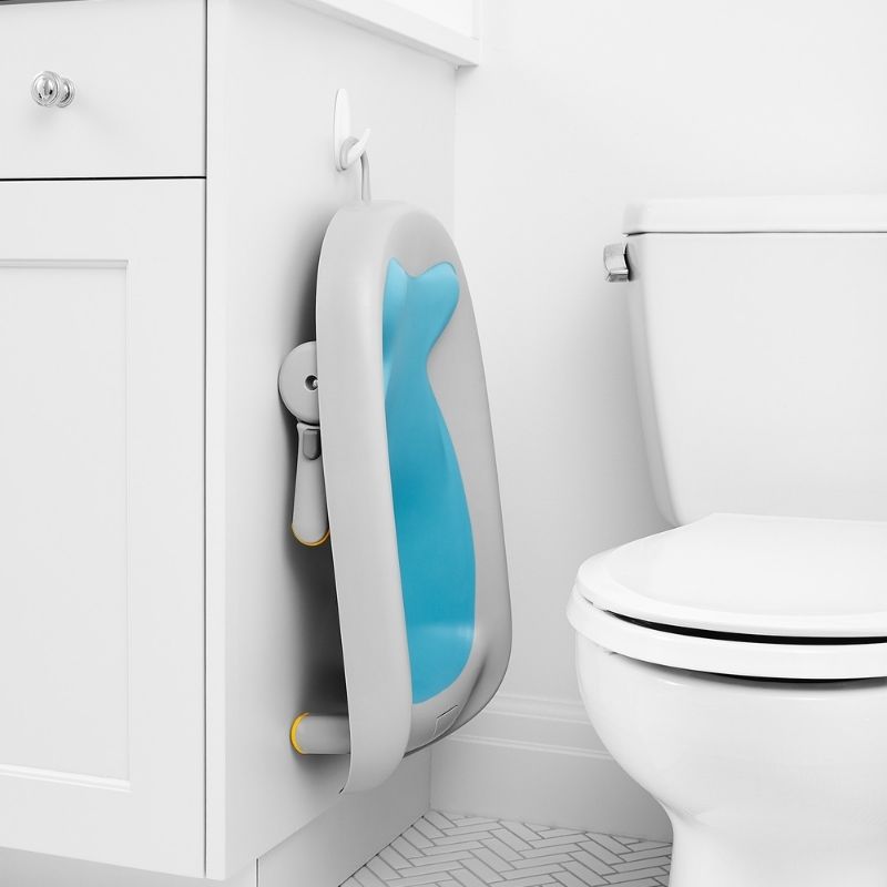 Moby Recline & Rinse Bather