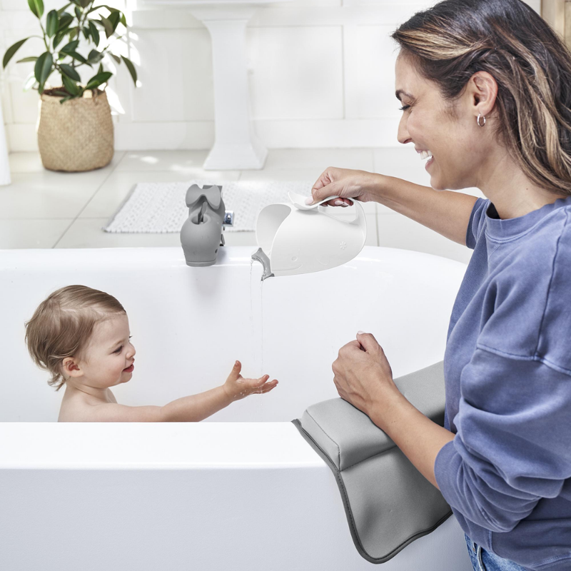 Moby Waterfall Bath Rinser