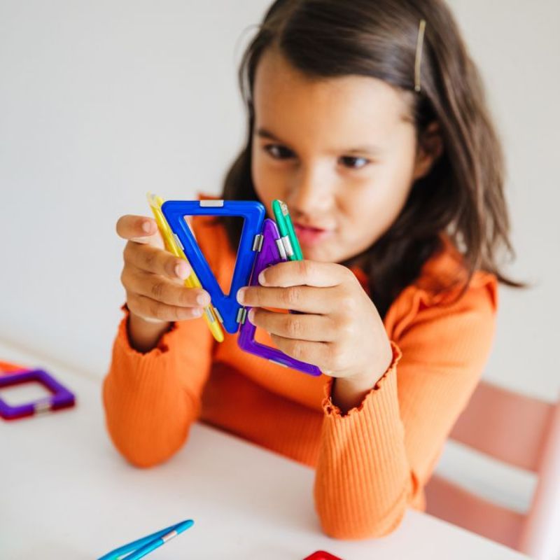 Start STEM Building Magnetic Discovery Set